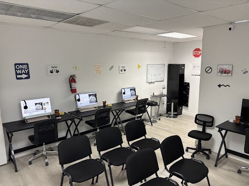 FIRST DRIVING SCHOOL HIALEAH