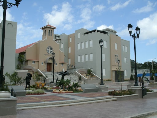 Colegio Santa Cruz Montessori