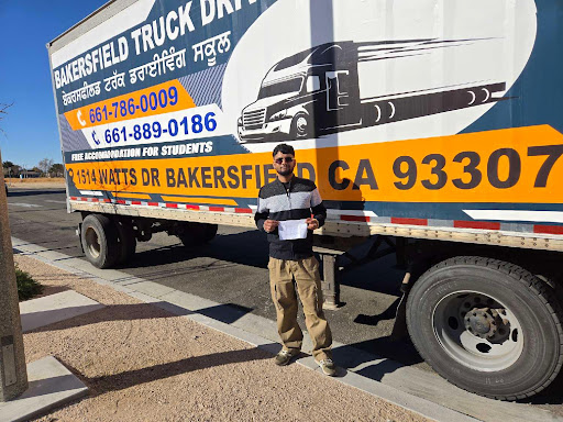 Bakersfield Truck Driving School