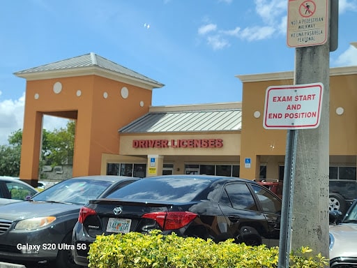 Licencia de Conducir Hialeah Gardens