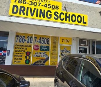 Escuela de Conducción Margarita: Servicios Completo de Clases, Exámenes y Práctica