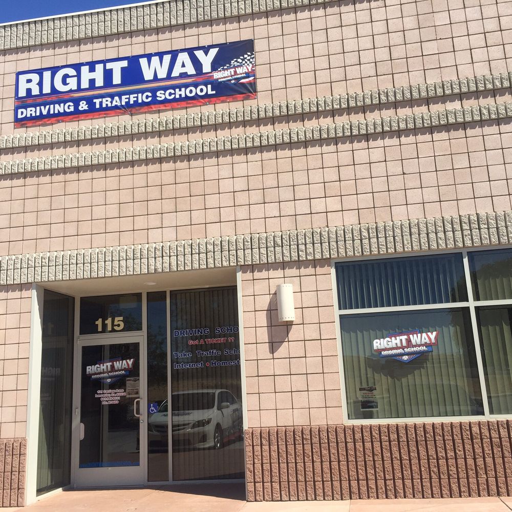 Escuela de Tráfico Rightway: Conducción Segura y Cursos de Manejo
