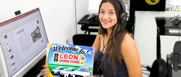 Escuela de Manejo León Driving School, Inc – Clases y Licencia de Conducción
