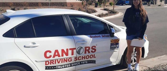 Escuela de Conducción Cantors – Clases de Manejo Profesional y Licencia Rápida