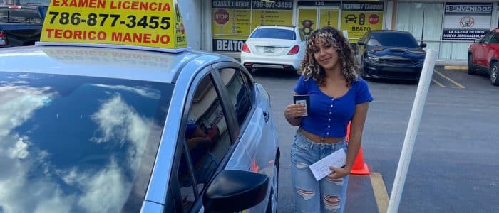 Escuela de Tráfico Homestead: Cursos de Manejo y Defensa contra Multas – Mejora tu Licencia