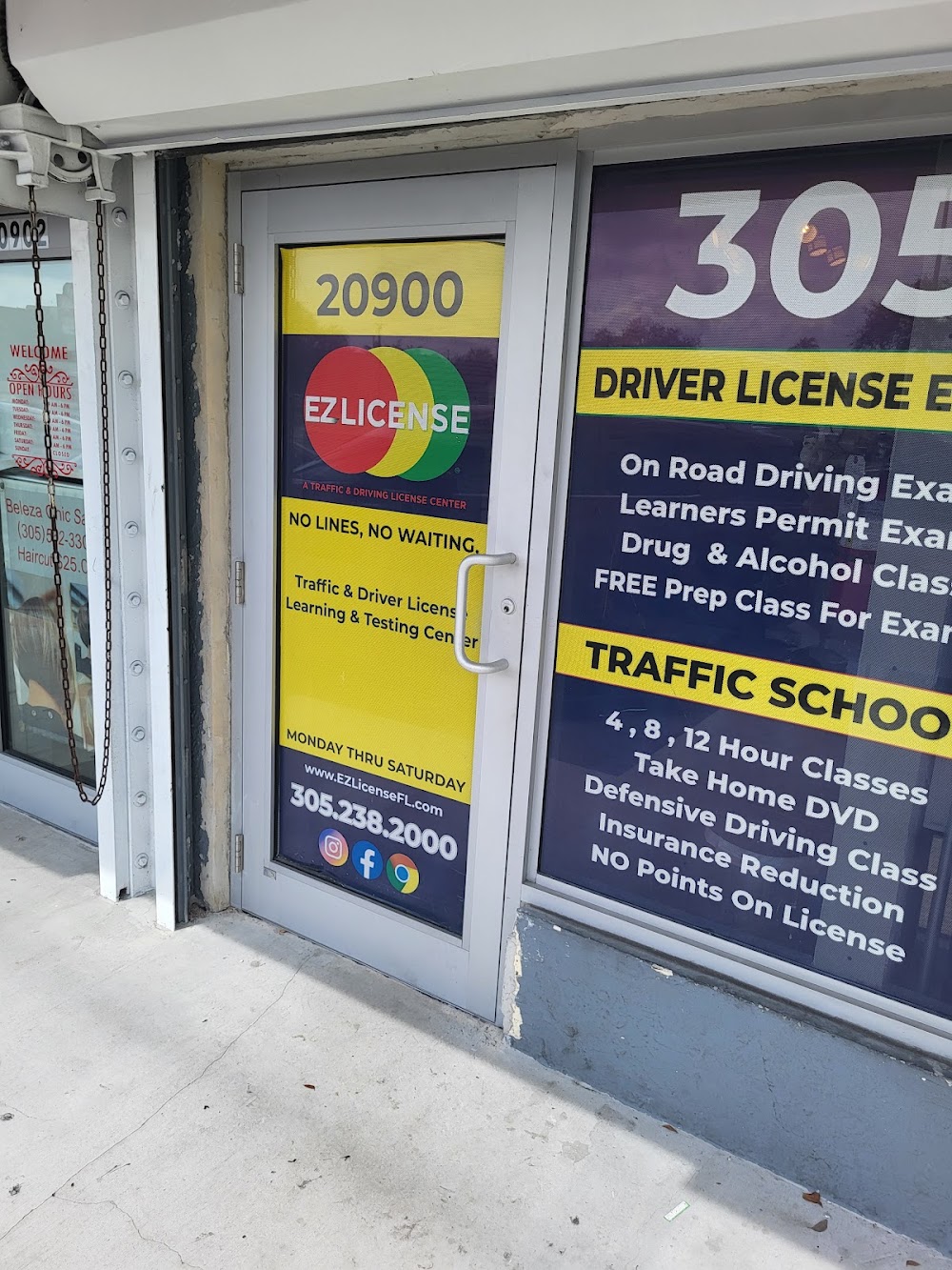 EZ License – Escuela de Manejo: Cursos de Conducción y Tráfico para Obtener tu Licencia Rápidamente