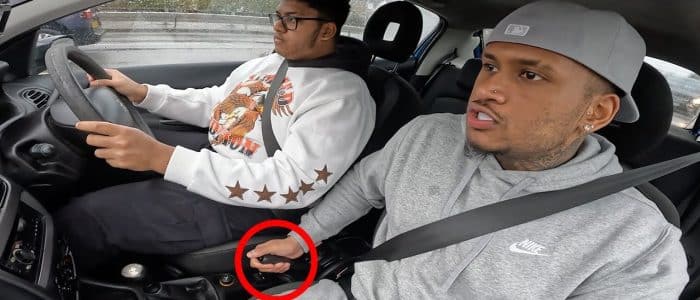 Escuela de Conducción New Brother: Aprende a Conducir con Instructores Expertos