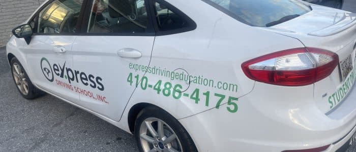 Escuela de Conducción Express: Aprende a conducir rápido y seguro – Clases intensivas, instructores certificados