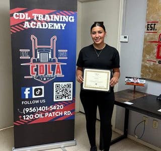 CDLA Laredo – Academia de Licencias de Conducción (CDL) en Texas – Entrenamiento Profesional