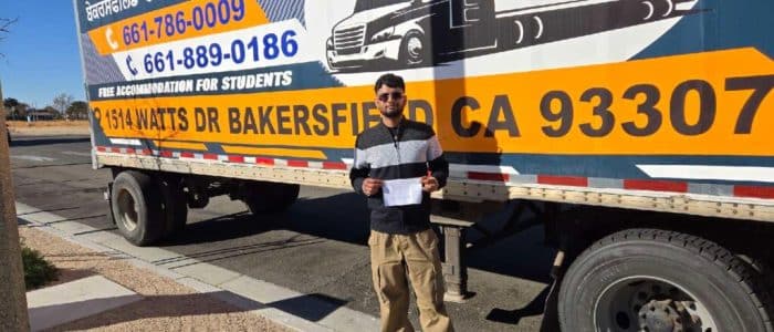 Escuela de Conducción de Camiones en Bakersfield – Cursos Profesionales y Certificación