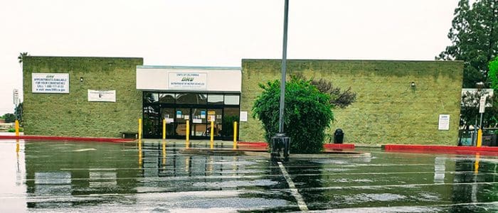 DMV de Bakersfield: Guía rápida de trámites y ubicación oficial - Imagen informativa