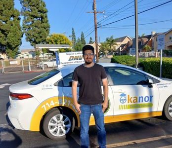 Kanor Driving School – Escuela de Conducción Profesional | Clases de Manejo y Certificación