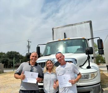 Entrenamiento CDL Star: Curso de Licencia de Conductor Comercial – Aprende y Certifícate