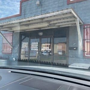Escuela de Manejo Judson – Clases de Conducción Seguras para Obtener Licencia
