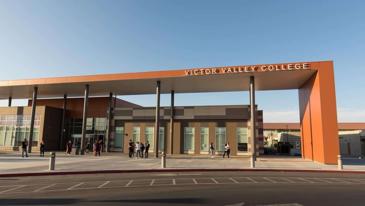 Campus de Victor Valley College: Educación Superior, Instalaciones Modernas y Vida Estudiantil en California