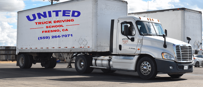 Escuela United Truck Driving School – Cursos de Conducción de Camiones Profesionales
