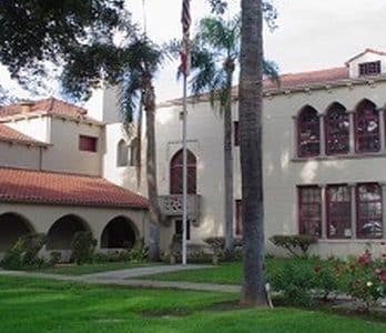 Riverside Adult School: Educación para Adultos, Cursos y Certificaciones