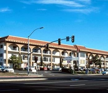 Escuela de Conducción Matt: Clases de Manejo, Certificación y Seguridad al Volante