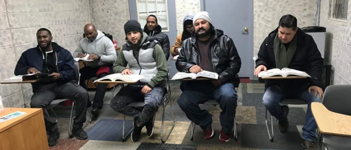 Escuela de manejo CDL: Curso de licencia comercial para camiones – ¡Aprende rápido y conduce profesionalmente!