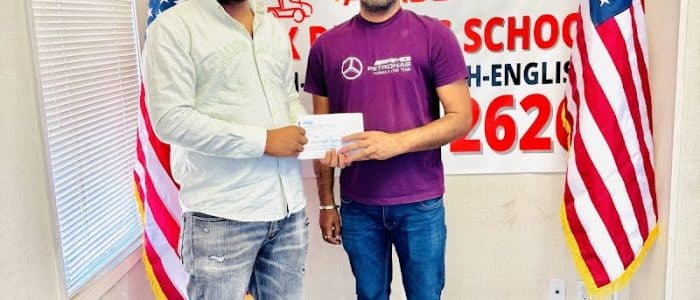 Escuela de Conducción de Camiones A Plus – Cursos Profesionales y Certificación Rápida