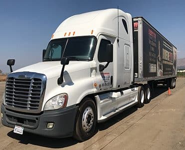 Escuela de Conducción de Camiones en San Diego – Cursos Certificados y Oportunidades Laborales
