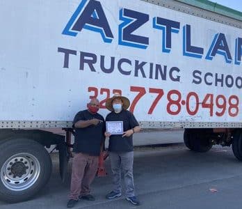 Escuela de Camiones Aztlan – Formación Profesional en Conducción de Camiones y Licencias CDL