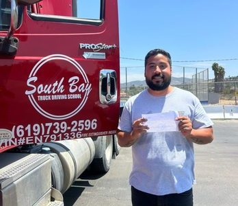 Escuela de Conducción de Camiones en South Bay – Cursos Profesionales y Certificación