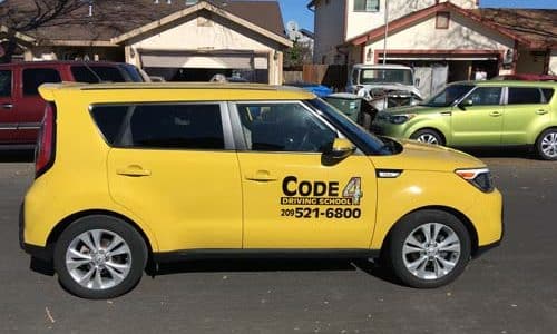 Escuela de Conducción Code 4 Driving School LLC – Clases de manejo, exámenes de licencia y certificación