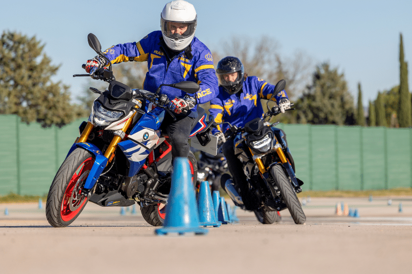 Aprende a Conducir Motos: Curso Intensivo con Certificado y Técnicas Seguras