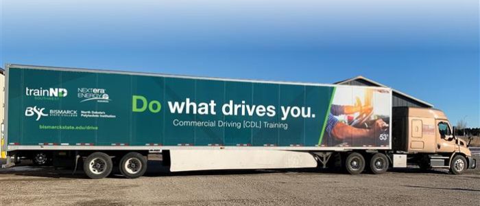 BSC Truck Driving School - Escuela de Conductores de Camiones, Cursos Certificados y Práctica Real